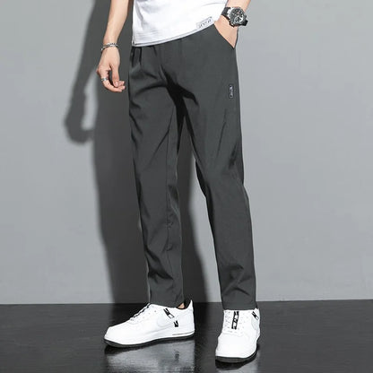 Men's Lightweight Straight-Leg Casual Pants
